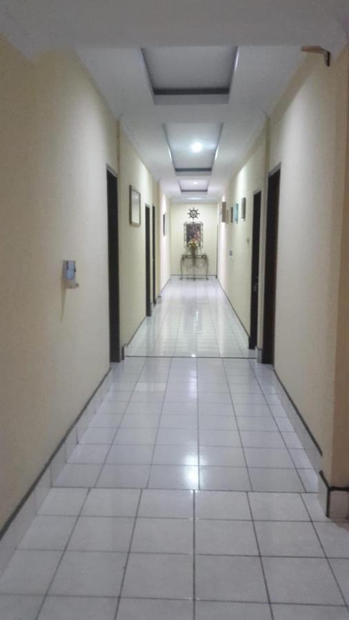 Bahari Family Hotel Bitung 外观 照片